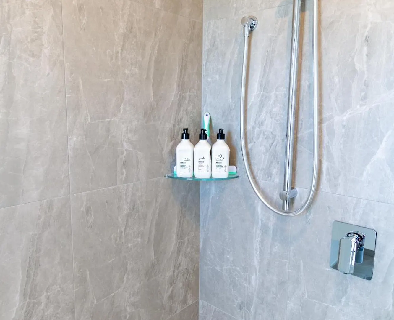 Apartment Stylish 2 Bed 2 Bath Close To Shops And Parks Christchurch New Zealand